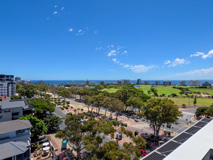 2 Bedroom Property for Sale in Green Point Western Cape